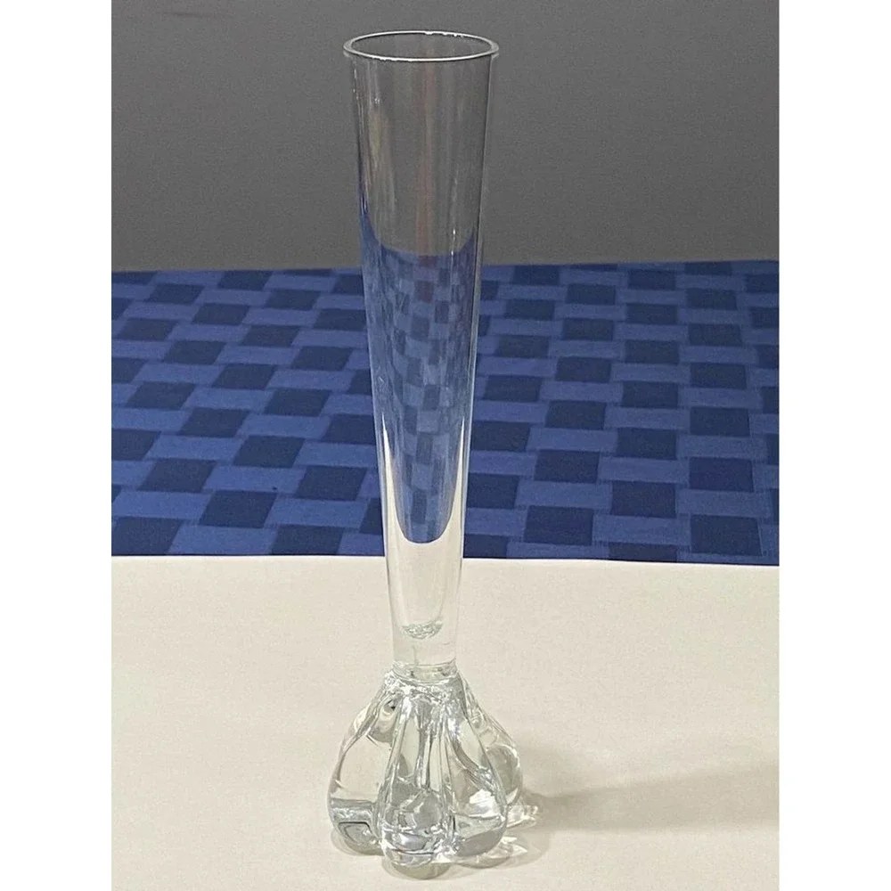 SWEDEN SEDA CLEAR ART GLASS‎ ROSE  8 1/2”VASE
